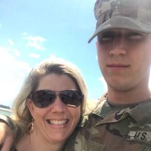 Meet your Posher, Tina